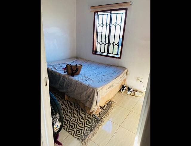 2 BEDROOM HOUSE FOR SALE IN PALM RIDGE